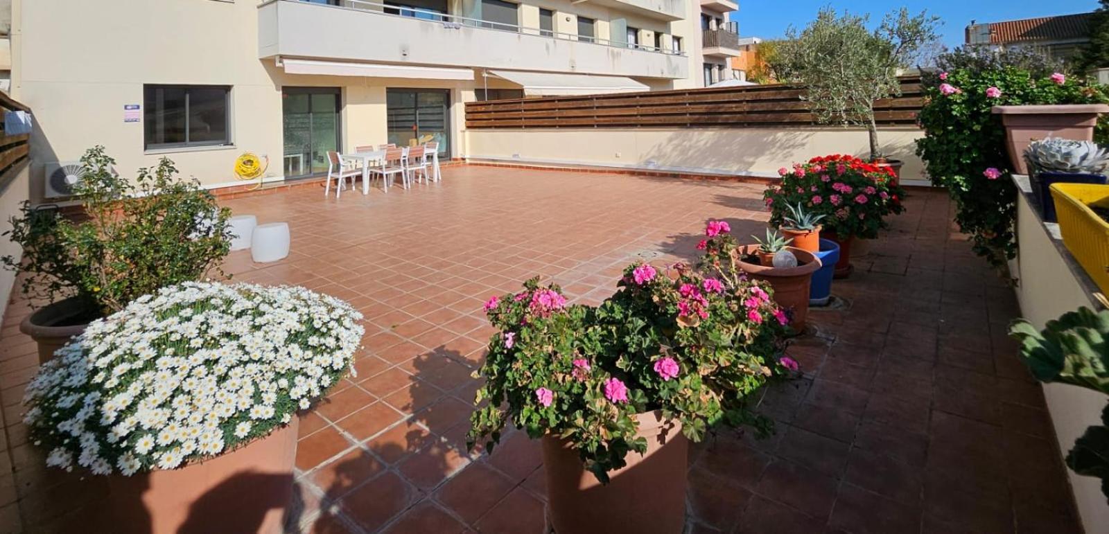 Apartamento Vilallonga Figueres  Buitenkant foto